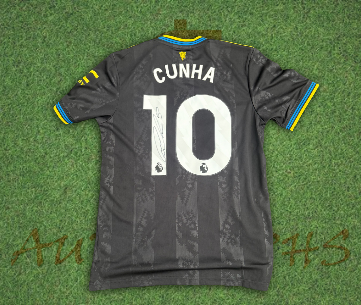 Matheus Cunha Signed Manchester United Football Club 2025/26 Third Shirt