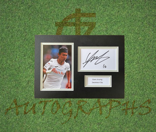 Eom Ji-Sung #엄지성 Swansea City Football Club Signed Presentation Mount Display