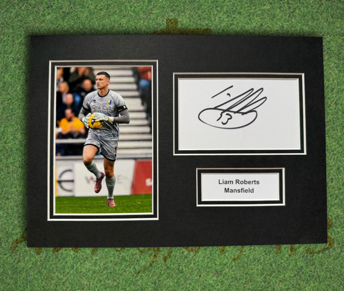 Liam Roberts Mansfield Signed Presentation Mount Display-ZCL Autographs