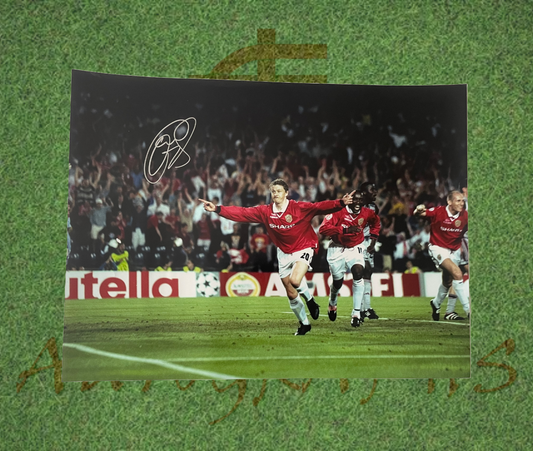 Ole Gunnar Solskjaer Signed 16x12 Manchester United Football Club Photo-Signed Photo-ZCL Autographs-ZCL Autographs