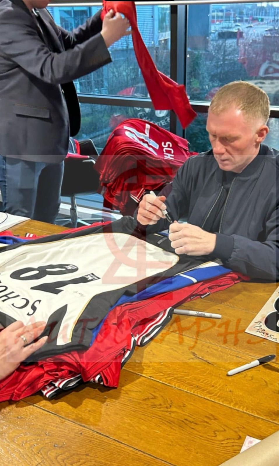 Paul Scholes Signed Manchester United Football Club 2001/02 Away Shirt-Signed Shirt-ZCL Autographs-ZCL Autographs