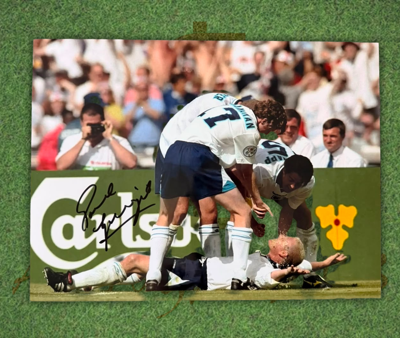 Paul Gascoigne Signed 16x12 England Football Euro 1996 Dentist Chair Photo 3