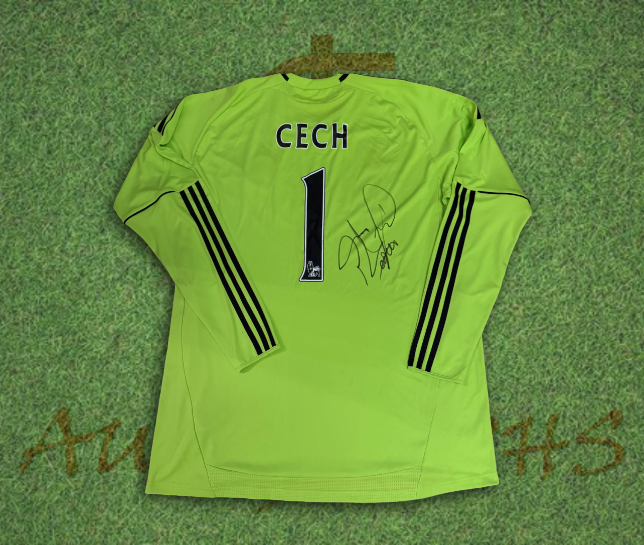 Petr Cech Signed Chelsea Football Club Signed 2010/12 Goalkeeper Shirt