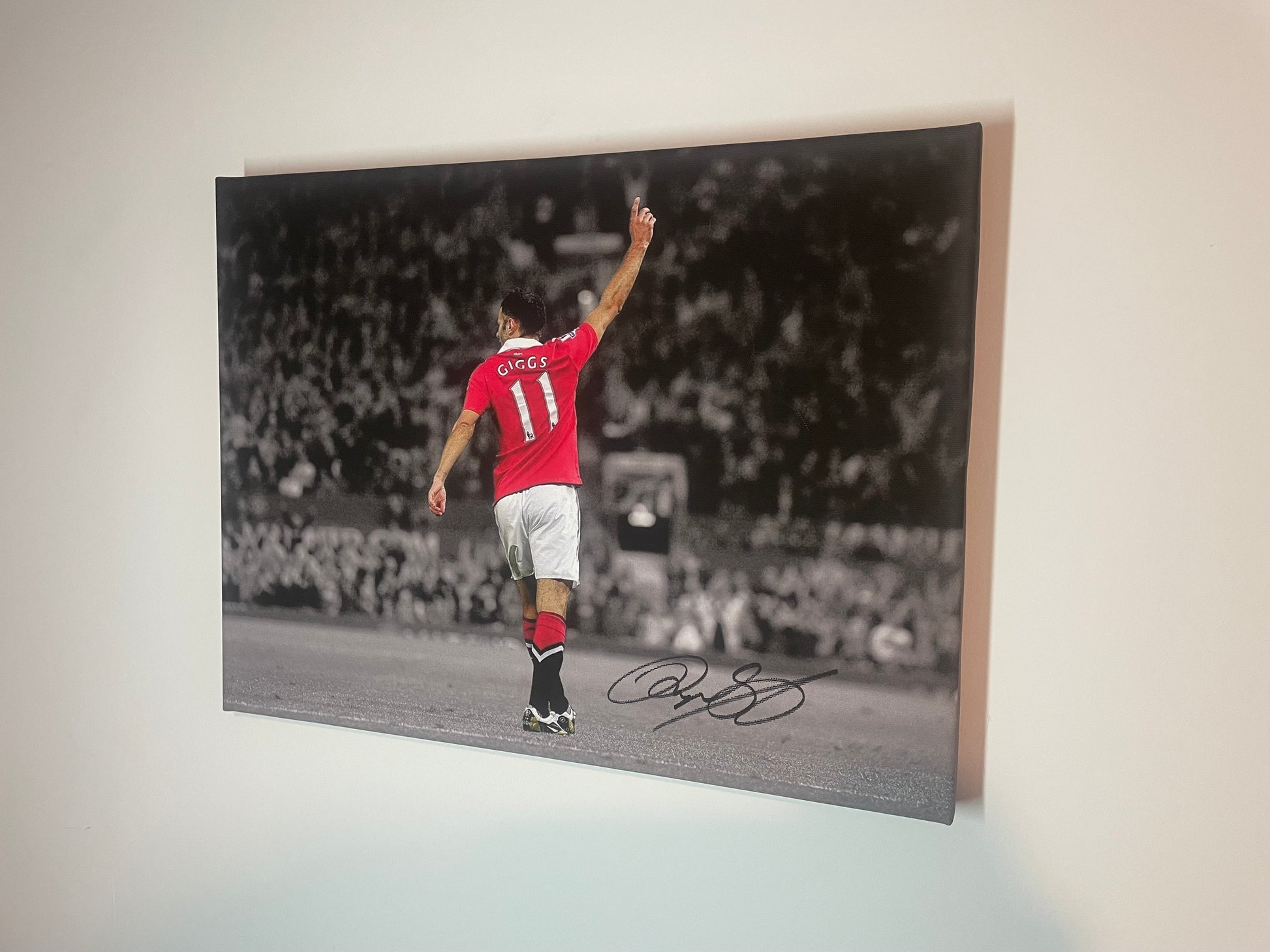 Ryan Giggs Signed Manchester United Iconic Canvas 16x12-ZCL Autographs-ZCL Autographs